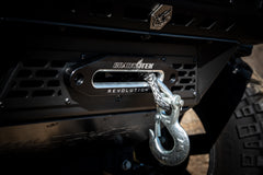 https://serenity-foxfactory.asset.akeneo.cloud/fox_asset_family/media/Blue_Bronco_CWL_Front_Skid_winch_03.jpg