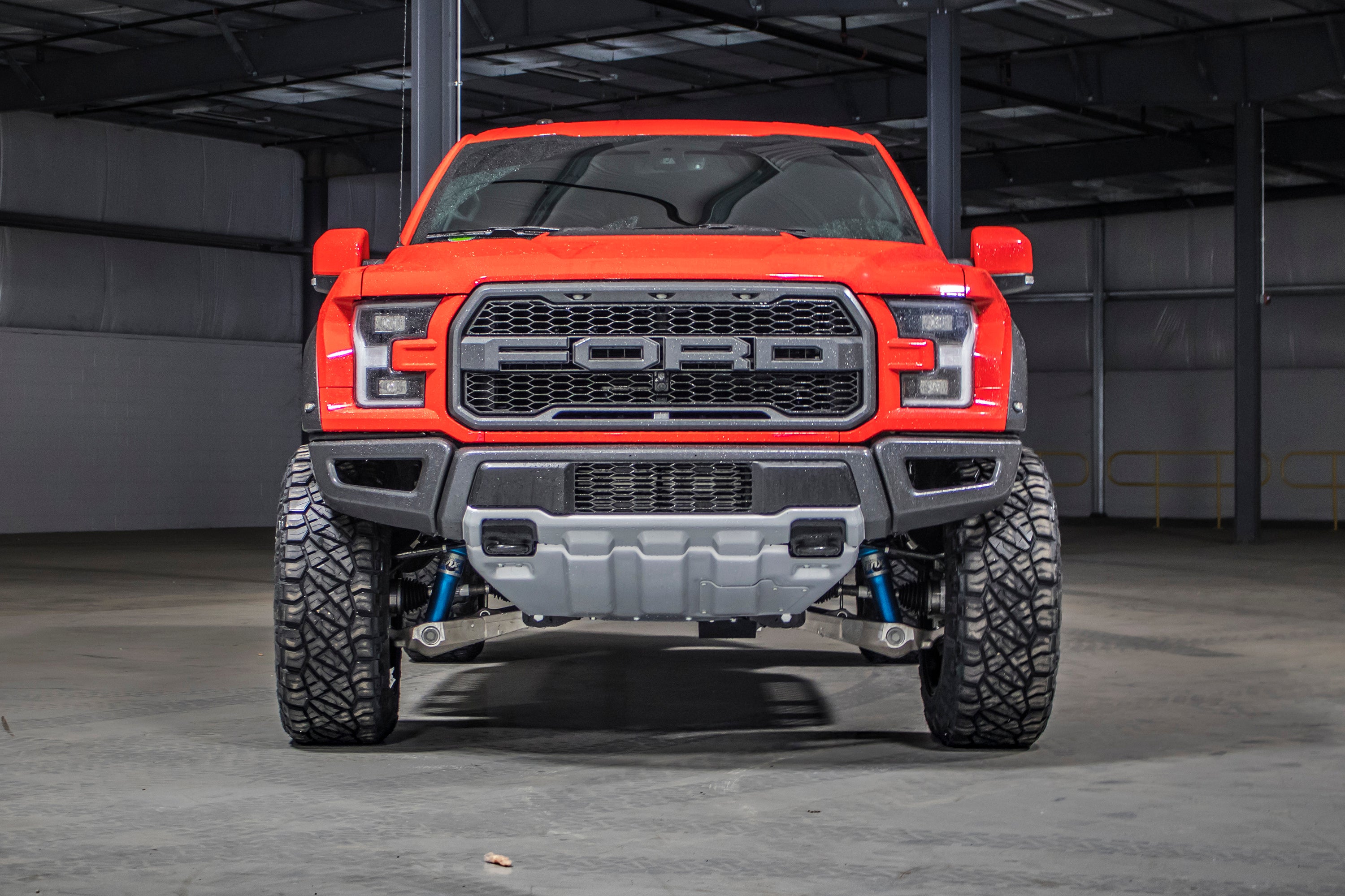 https://serenity-foxfactory.asset.akeneo.cloud/fox_asset_family/media/F150Raptor_2019_B4in_04.jpg https://serenity-foxfactory.asset.akeneo.cloud/fox_asset_family/media/F150Raptor_2019_B4in_04.jpg