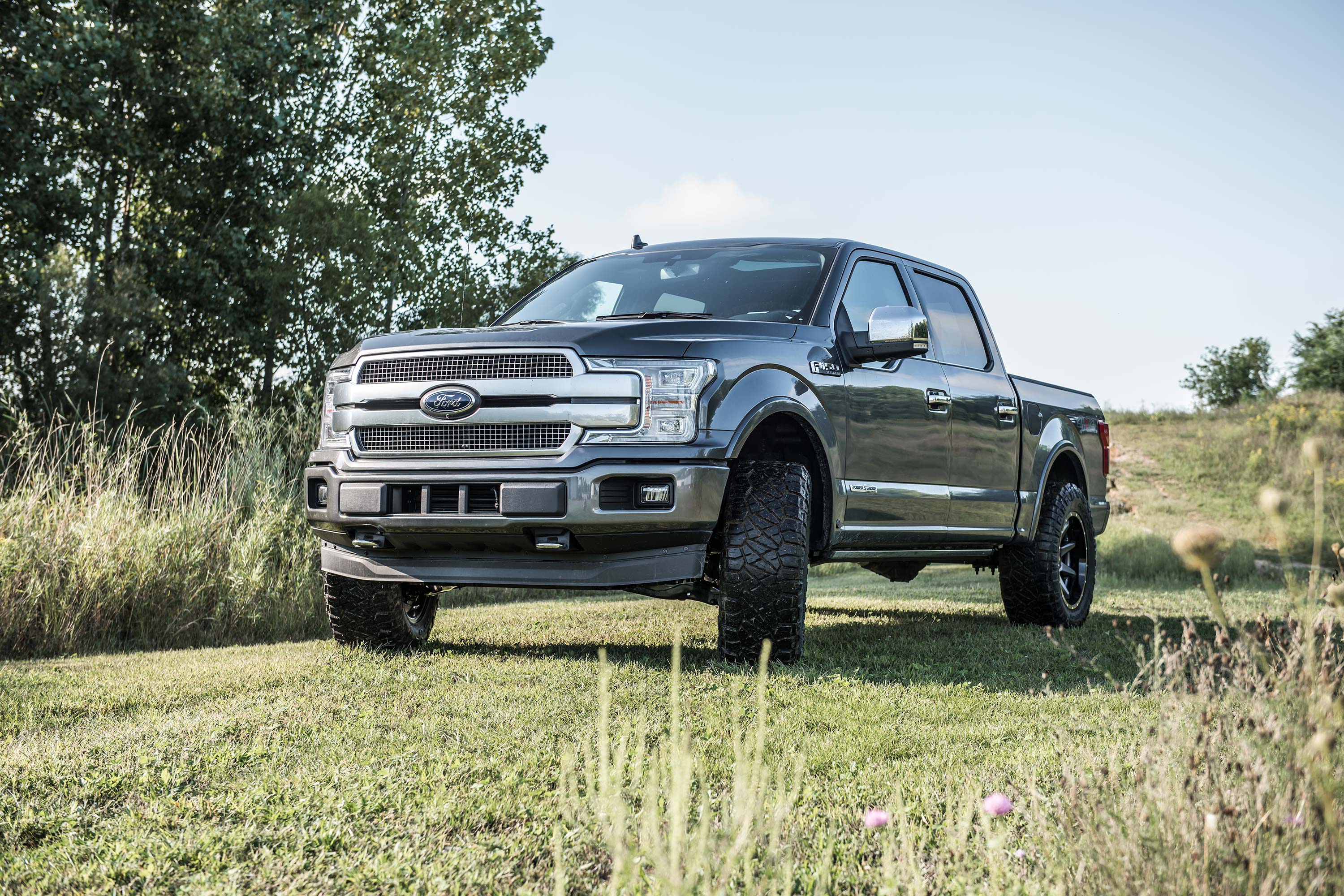 https://serenity-foxfactory.asset.akeneo.cloud/fox_asset_family/media/F150_2021_B2in_01.jpg