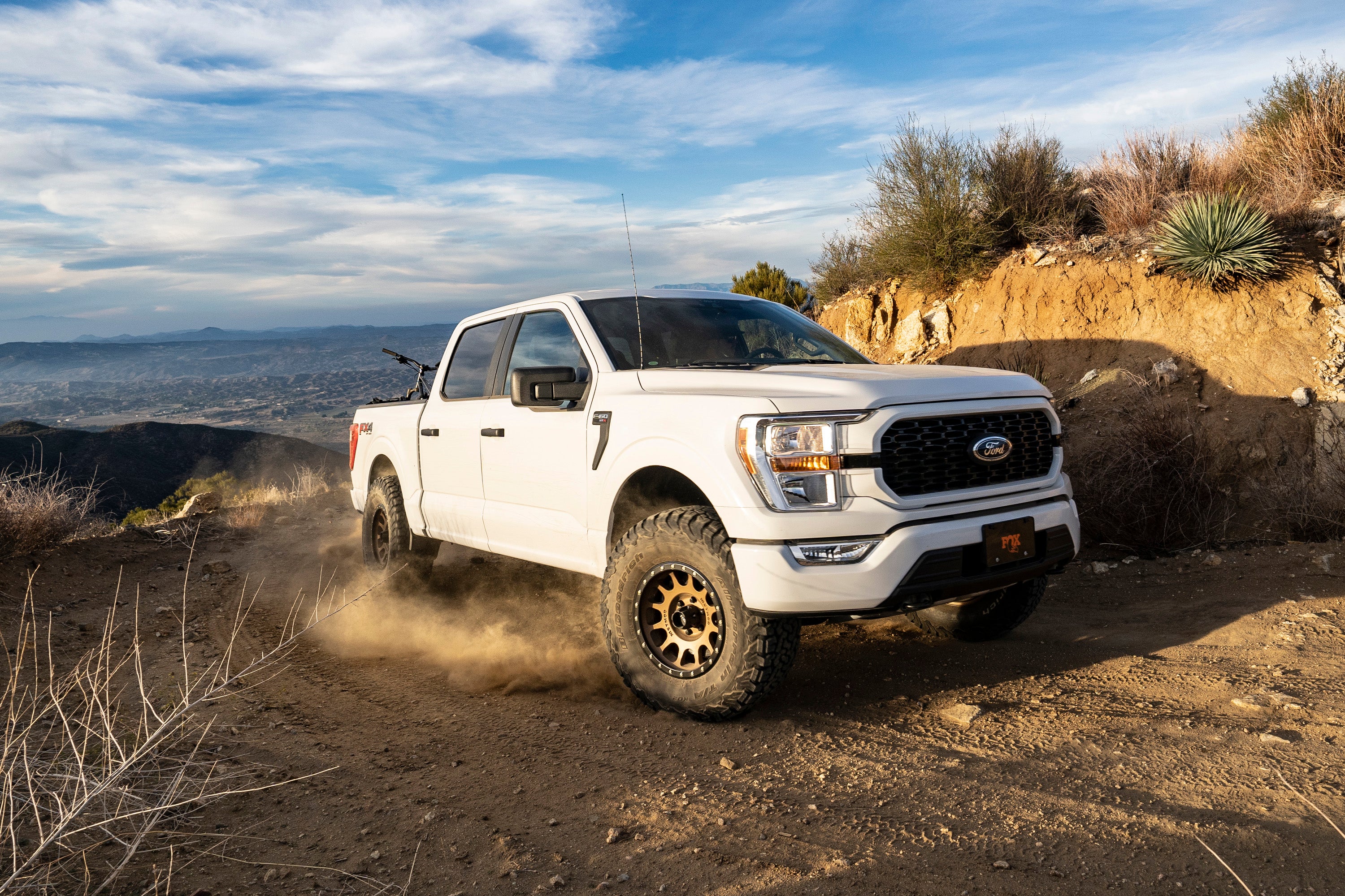 https://serenity-foxfactory.asset.akeneo.cloud/fox_asset_family/media/F150_2021_B2in_02.jpg