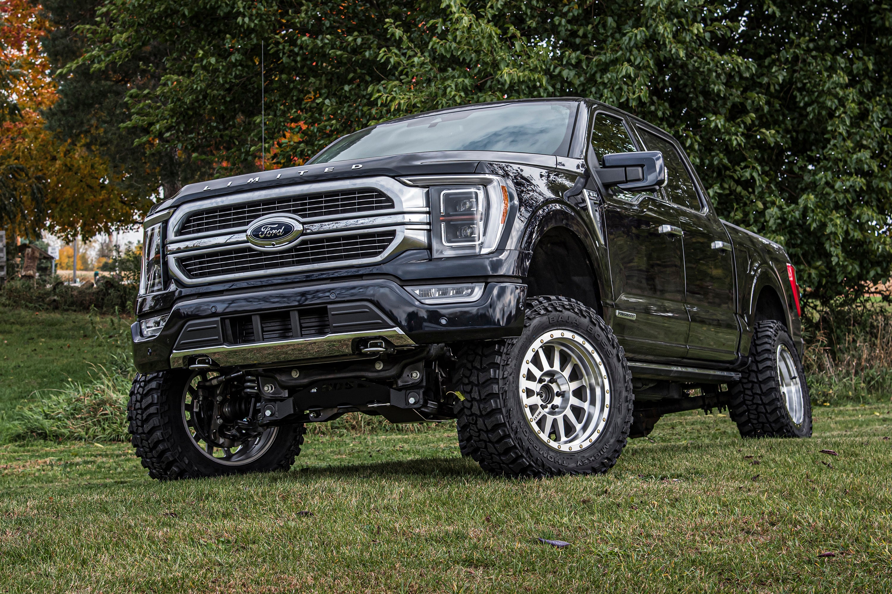 https://serenity-foxfactory.asset.akeneo.cloud/fox_asset_family/media/F150_2021_B6in_01.jpg