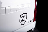 https://serenity-foxfactory.asset.akeneo.cloud/fox_asset_family/media/zone_u9106_black_decal_sticker_1.jpg
