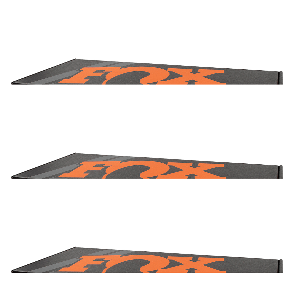 https://serenity-foxfactory.asset.akeneo.cloud/fox_asset_family/media/fox_box_snow_kit_ip_1600x1600.png